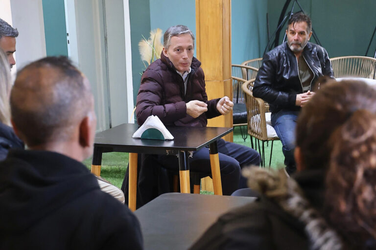 Fernando Gray se reunió con representantes de SUTCAPRA Bahía Blanca