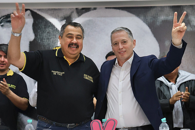 Fernando Gray presentó su candidatura a diputado nacional en la sede de las 62 Organizaciones Peronistas